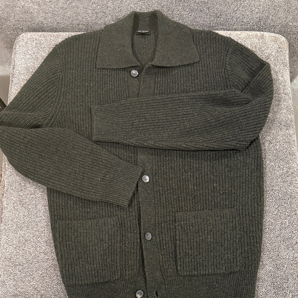 Men's Dark Green (ivy) Button-up Sweater. Todd Snyder (Medium)